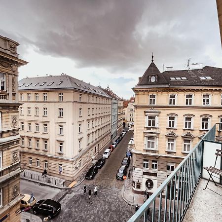 Turnkey I Vintage Terrace Apartment Prague Exterior photo